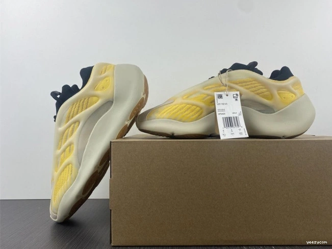 Adidas V3 HP5425 Mono 700 Yeezy Safflower 0729